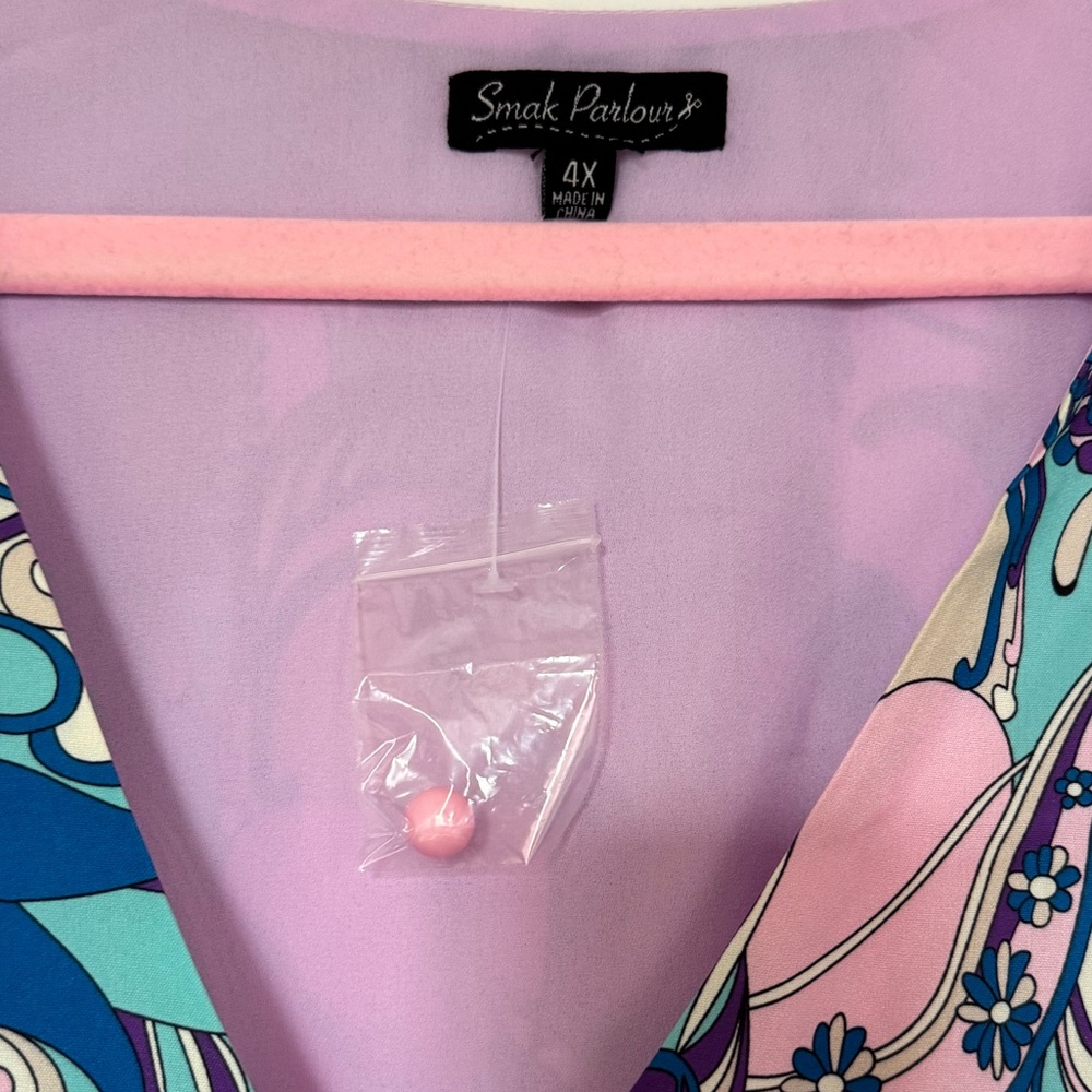 Smak Parlour Plus Size Blue & Purple Psychedelic Floral Belva Crop Blouse - Picture 5 of 5